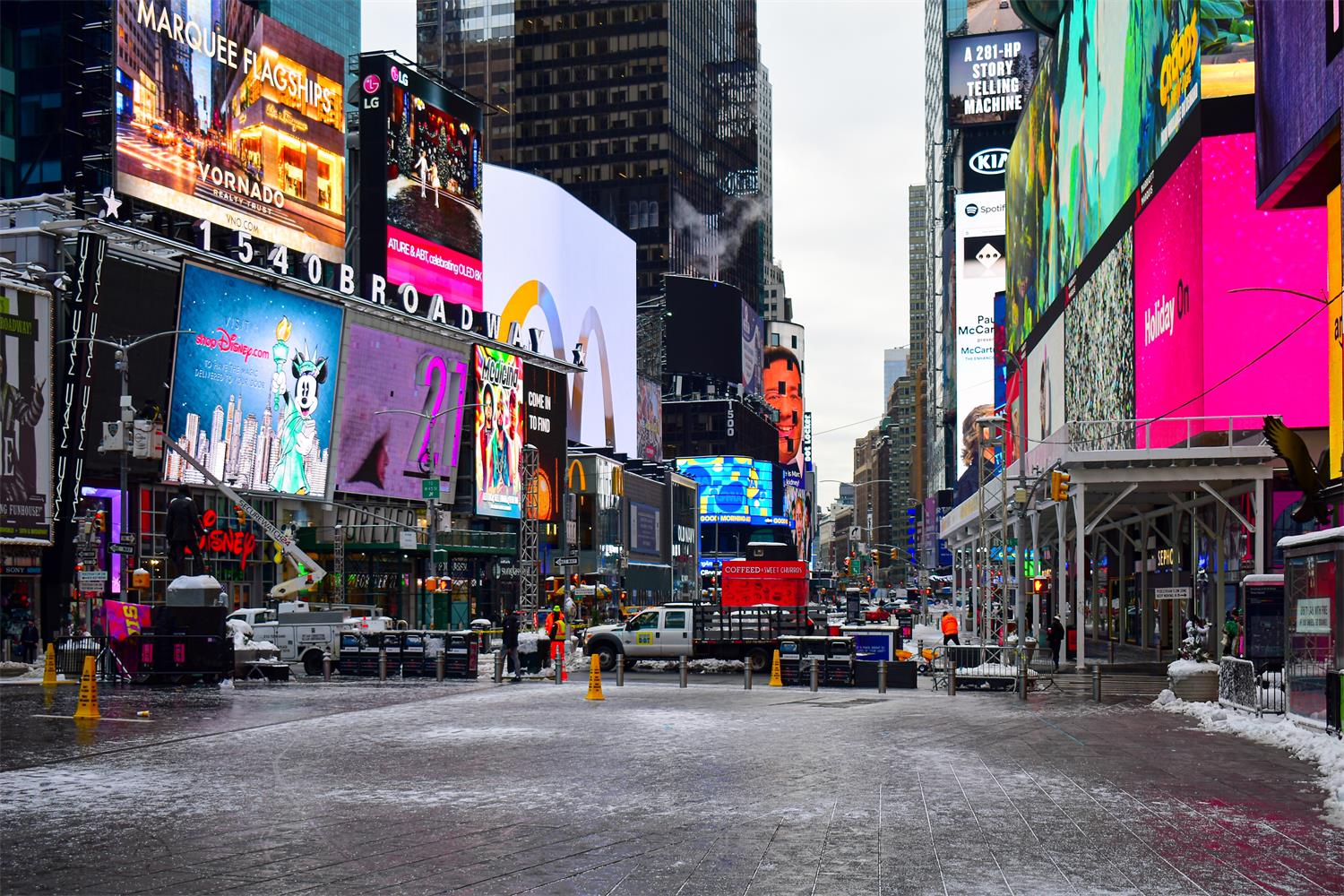 15VIP太阳成显示知识锦集：户外LED显示屏如何避免光污染